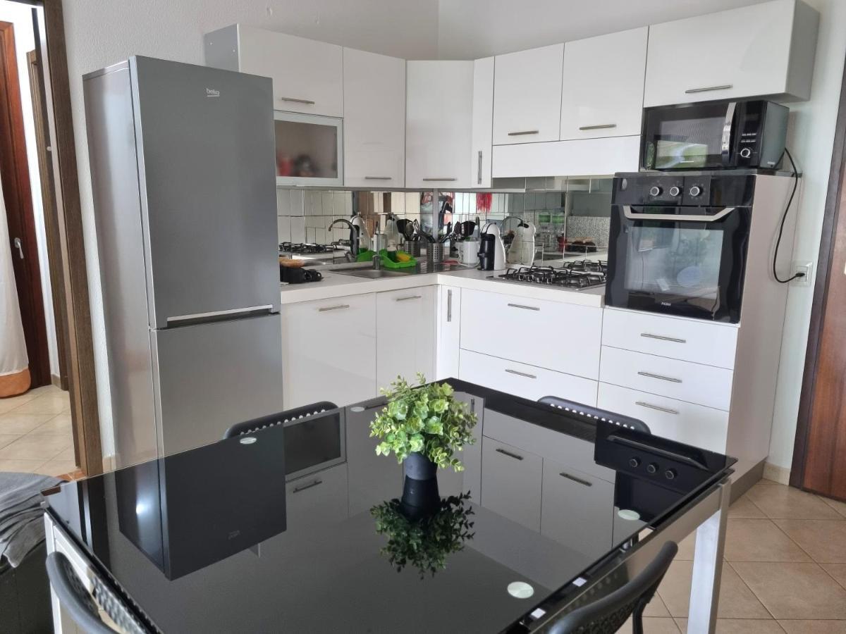 Valevalehome - Home Gallery With Fully Equipped Kitchen, Reserved Parking, Big Garden Olbia Exterior foto